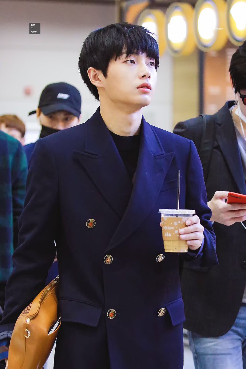 bumm787's tweet photo. @JBJofficial787 @JBJtwt787 #JBJ #Longguo https://t.co/pl0DWztaEm