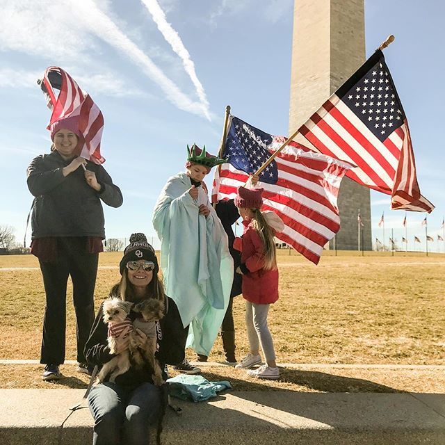 tre0808's tweet photo. Just another day in dc with #yipandyap and a whole lot of women!  #dcpets #womensmarch #womensmarchwashington #womensmarchdc https://t.co/eZuF6JylvM https://t.co/crSt10DEpb