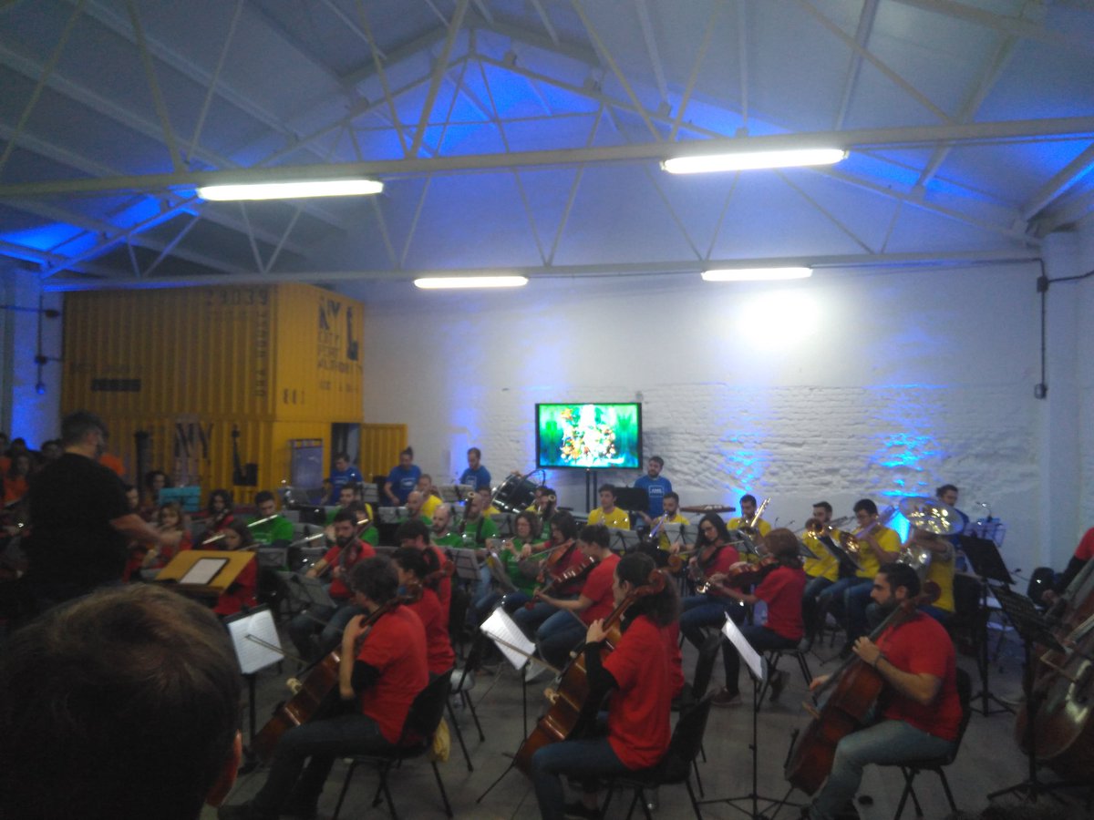 Increíble el espectáculo de los chic@s de <a href="/game_symphony/">Game Symphony Orchestra</a> conciertazo que no os debéis perder!!! BRAVO