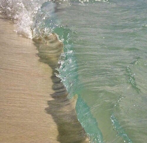ESTHESTIQUE's tweet photo. Summer of 69. https://t.co/HsWPvgXqIX