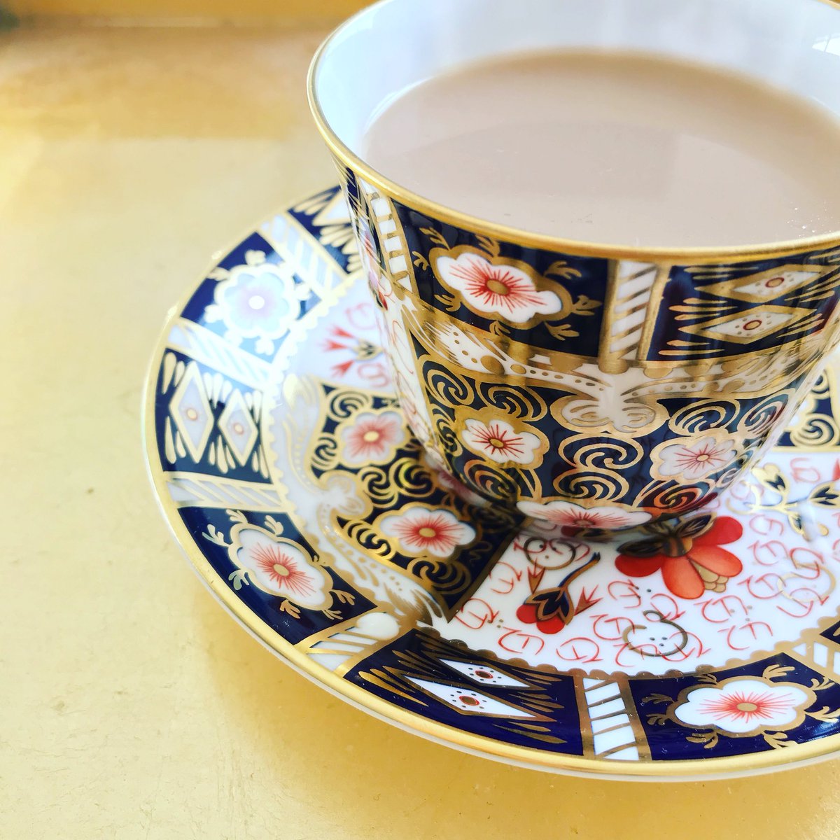 gwendolynmr's tweet image. Fortnum &amp;amp; Mason tea, antique teacup that was a birthday present, Yo Yo Ma playing Bach on his cello. It’s a very civilized Saturday. #usethegoodstuff