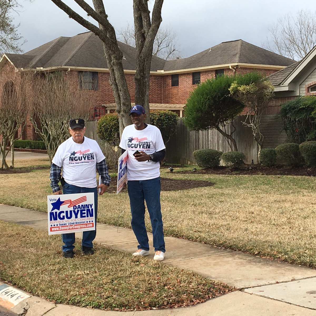 DNForCongress's tweet image. Gil and Hal with our first yard signs!  #thankyou #stormscoming #houston #gratitude #appreciation