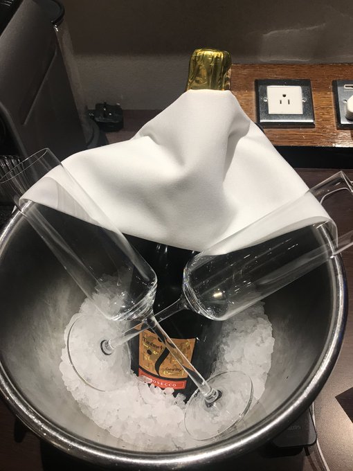 Fab service from @RadissonBlu They didn&rsquo;t have a double room so they moved us to a different location<a class="tags" target="_blank" title="On Twitter" href="/?out=eyJ0eXAiOiJKV1QiLCJhbGciOiJIUzUxMiJ9.eyJpYXQiOjE3MjE0MTk1NTUsImlzcyI6InR3cG9ybnN0YXJzLmNvbSIsIm5iZiI6MTcyMTQxOTU1NSwiZXhwIjoxNzUyOTU1NTU1LCJyZWRpcmVjdF91cmwiOiJodHRwczovL3R3aXR0ZXIuY29tL1JhZGlzc29uQmx1In0.HCeVojETwgZ2ahtSPK7STCKGth_HRVEIfXZmvgpJOCdHCGLEbgHvCdYsYdbHHBIvOZ_E6t3ROdXPVAbJjTfhyA">@RadissonBlu</a><a href="/tag/superservice"class="tags"><span>#superservice</span></a><a href="/tag/hotelgoals"class="tags"><span>#hotelgoals</span></a>