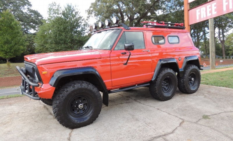 HendersonAuto's tweet image. Could this 6-wheeled 1982 @Jeep Cherokee be the ultimate off-roader? ow.ly/INsN30hJ7IC