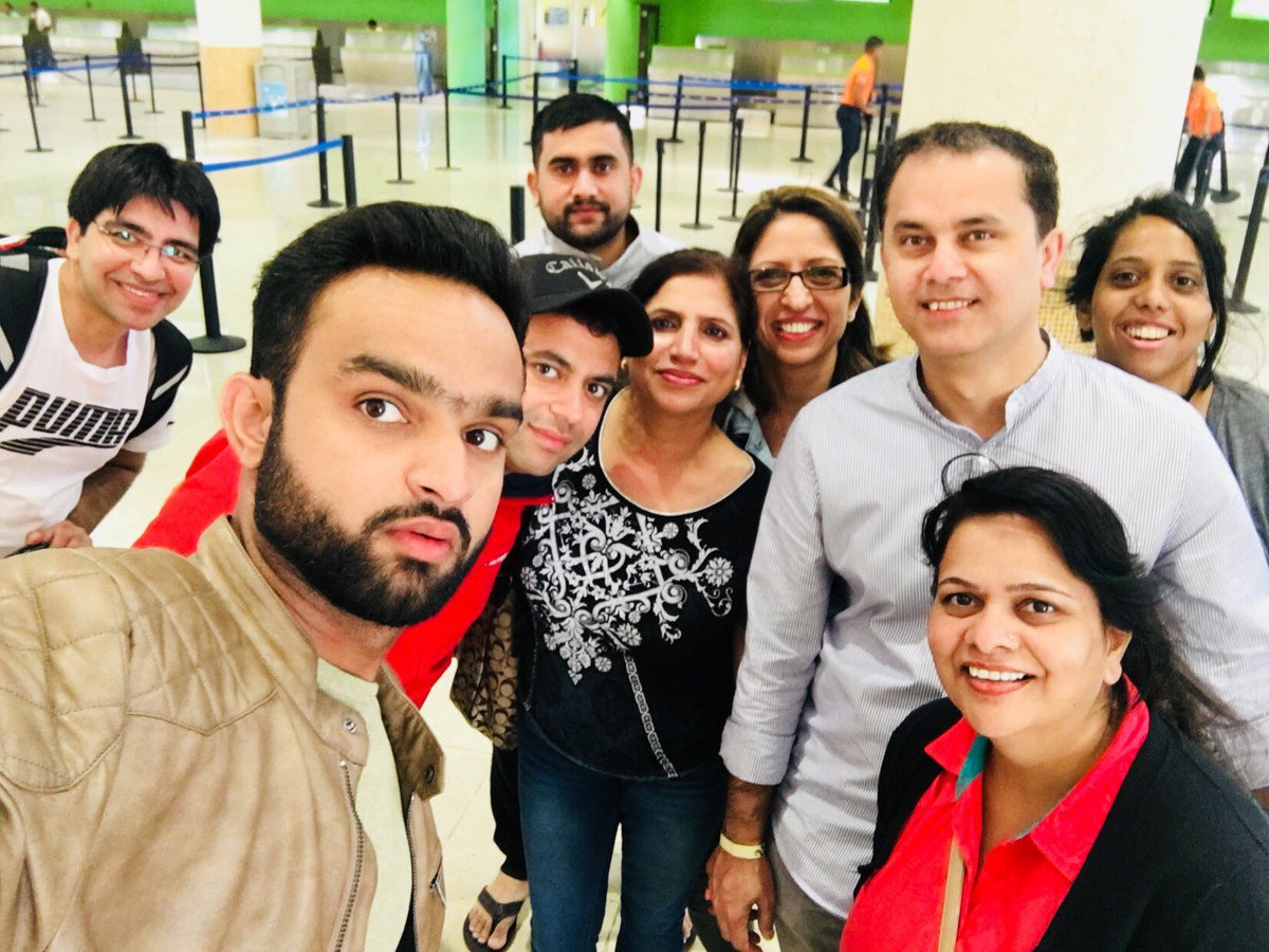 PamDhillonTD's tweet photo. #regionalchampions2018alldone✅ here we come calgary #Thankyouforeverything🙏@robertghazal_TD @AndrewP_TD @ShawnnetteF_TD @ashjassani @SyedSAli9 @Alam_MW17 @shyamala_sastry https://t.co/PD8HgyR3dx