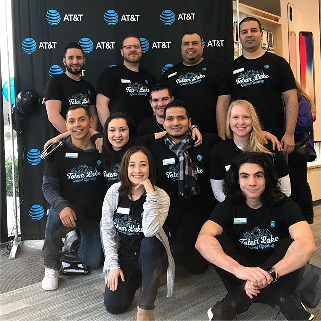 Pacific_Force's tweet image. Meet the new Totem Lake Entertainment Store Specialists. Follow their brand new Instagram! 👉🏻 @totemlakeentertainment #teampic #entertainmentstore #lifeatatt #pnwakhi #whoaentertainment