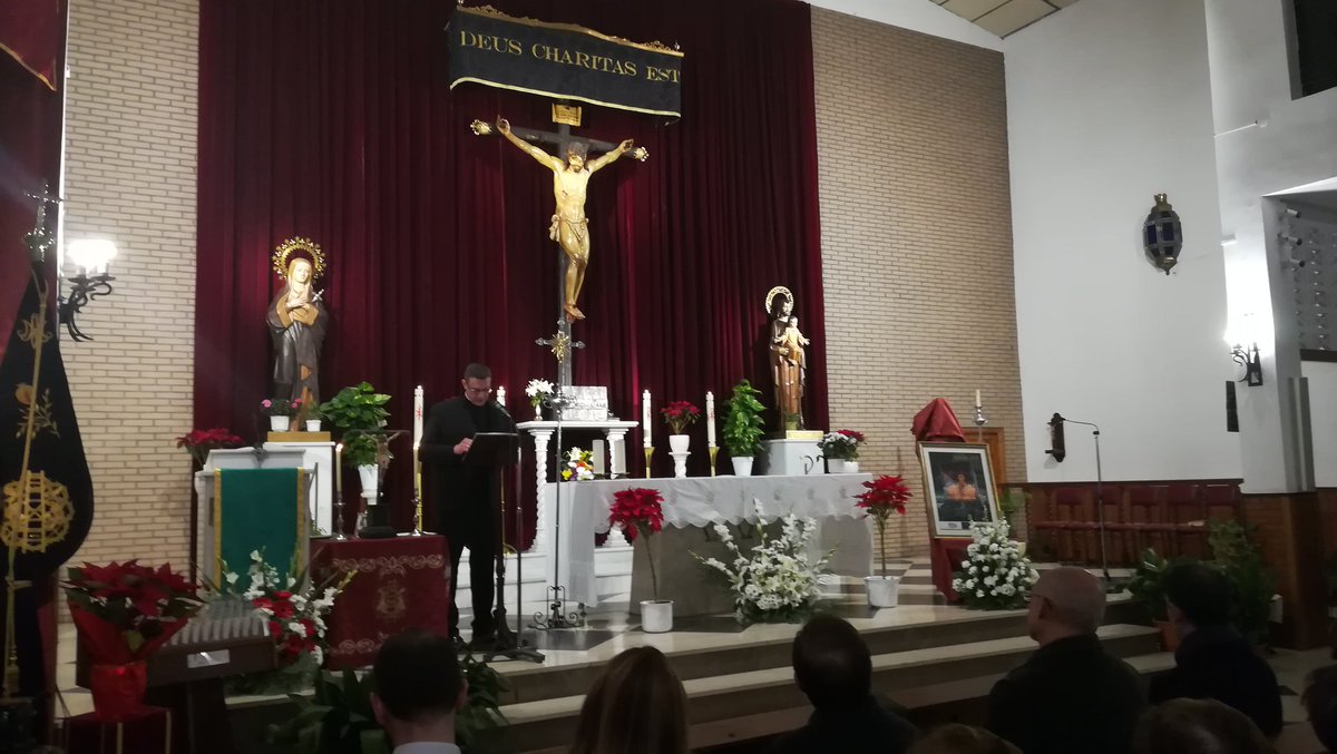 El sacerdote Javier Sabio, presenta el cartel de la cofradía <a href="/LanzadaGranada/">Hdad Sagrada Lanzada Granada</a> , obra de Javier Quesada. Poesía y prosa llena de veneración a los Titulares de la cofradía.