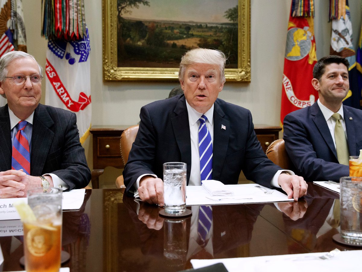 JasonKander's tweet image. These men can't keep the government open while these women organized a nationwide march of millions. 

Crazy idea: More women in power. #TrumpShutdown