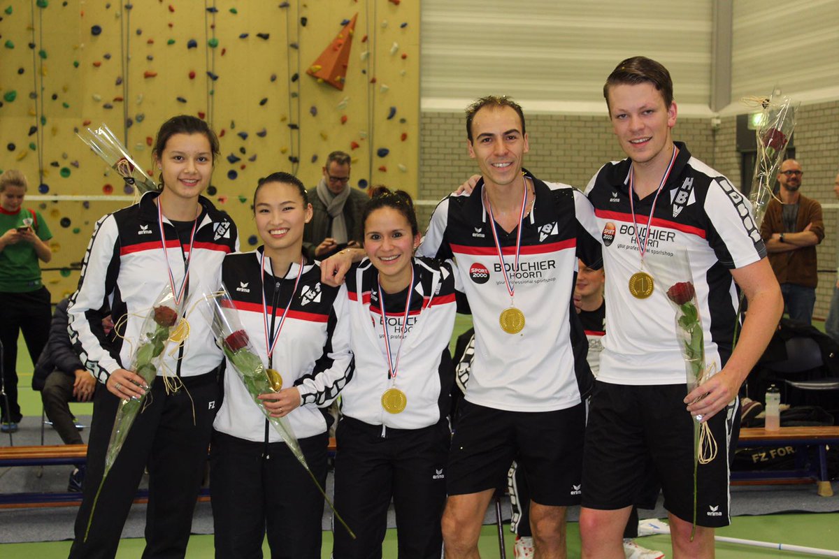 HBV KAMPIOEN!! Volgend jaar Eredivisie!
#badminton #carltoneredivisie #kampioensfoto