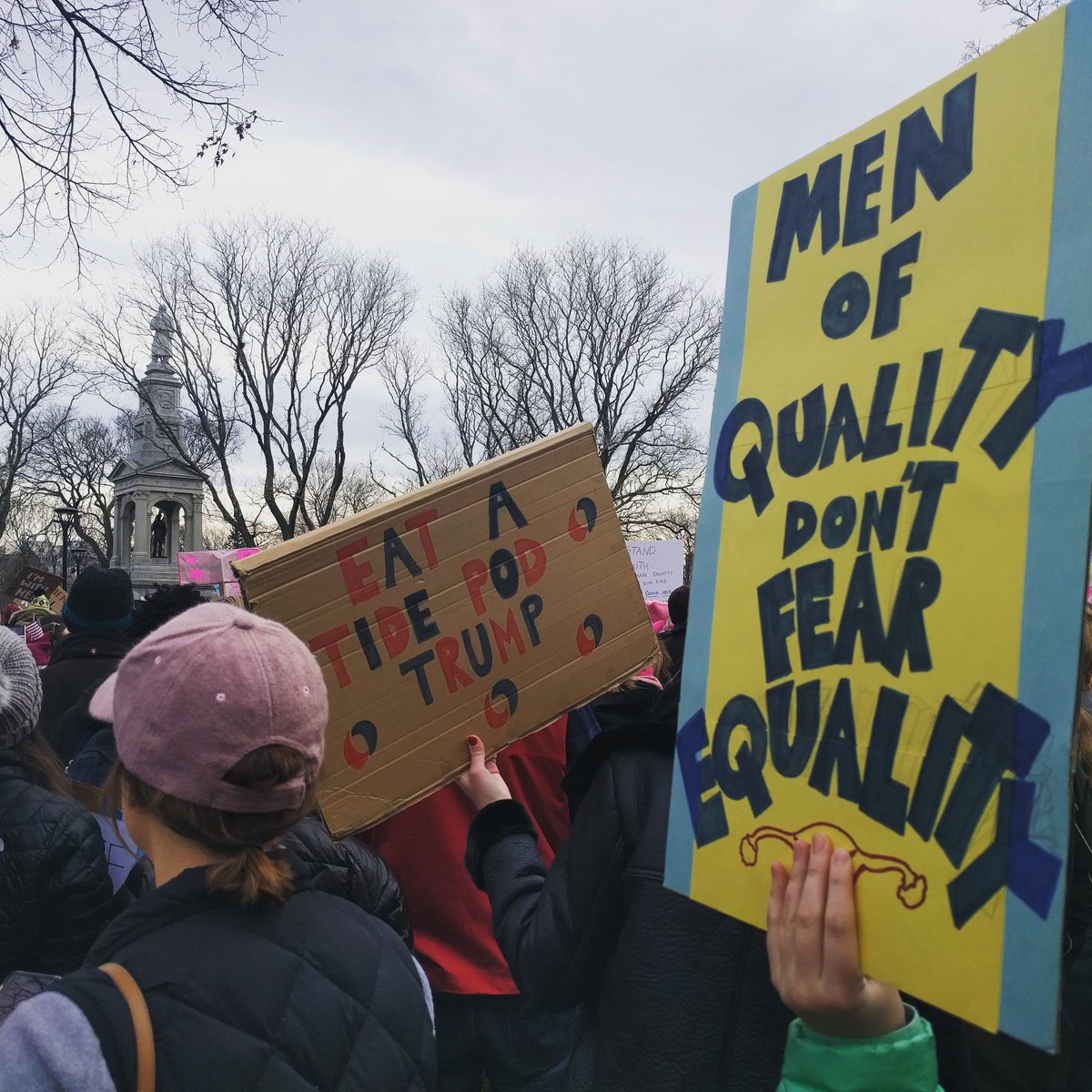 chloerophyll_a's tweet photo. Topical. #WomensMarch2018 #BostonSheParty #protestingispatriotic https://t.co/7MV8RfXW9i