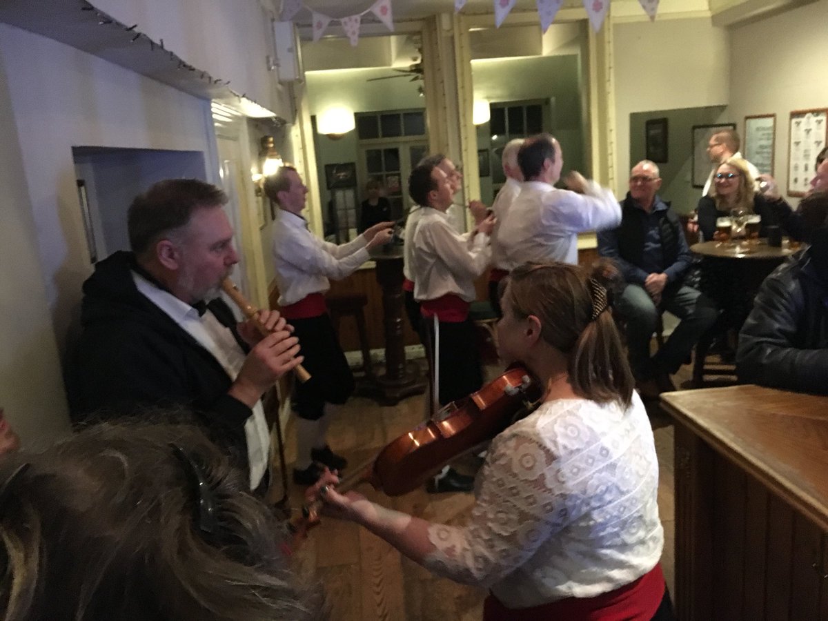 We’re out in York tonight - currently <a href="/3LMYork/">Three Legged Mare</a>