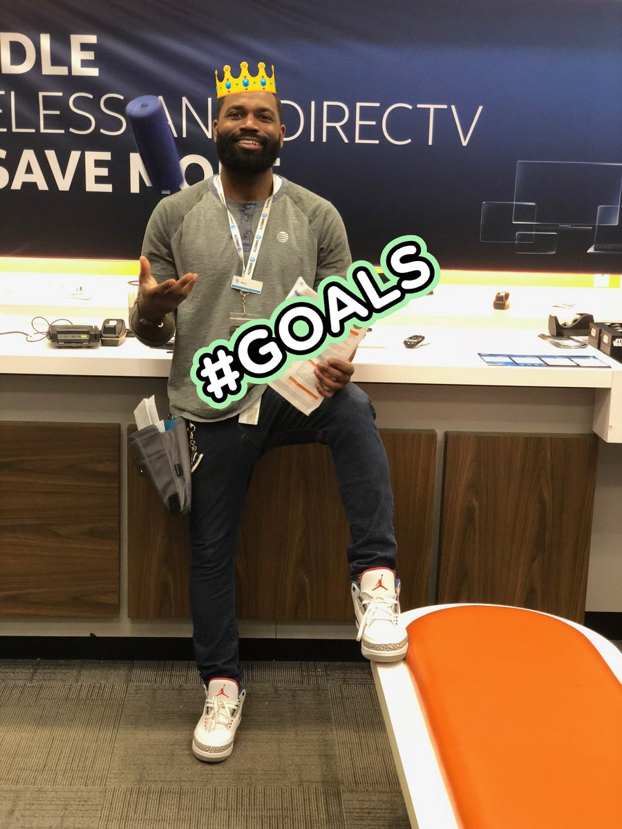 Chevy_ChaseDC's tweet photo. Same pic just twice as nice.  Mitch with a personal 2x4 for the chase!!!!! #wemakesaleshappen #regulators #beltwaybandits #BANDITS4LIFE #SquadUP @MightiestGS3009 @jd4180 @404girl https://t.co/8QF6wllZmh