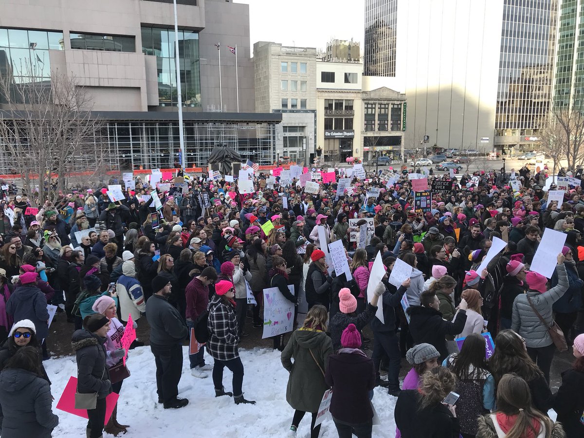jdhartwell's tweet photo. #WomansMarch2018 #GirlsAreOurFuture #EqualRigjts #MakeWayForMyDaughter https://t.co/jSjVWy93qm