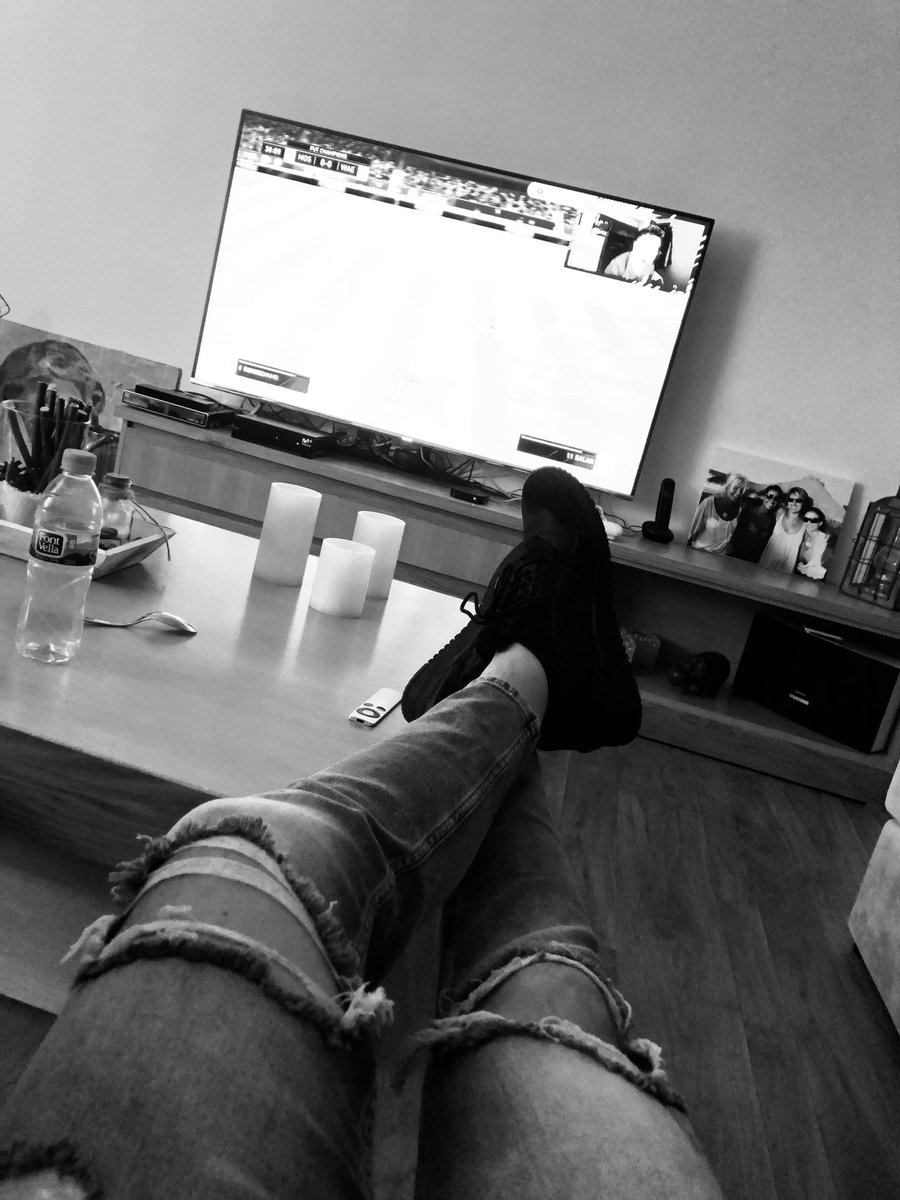 Aquí viendo a DjAspirador @DjMaRiiO_90