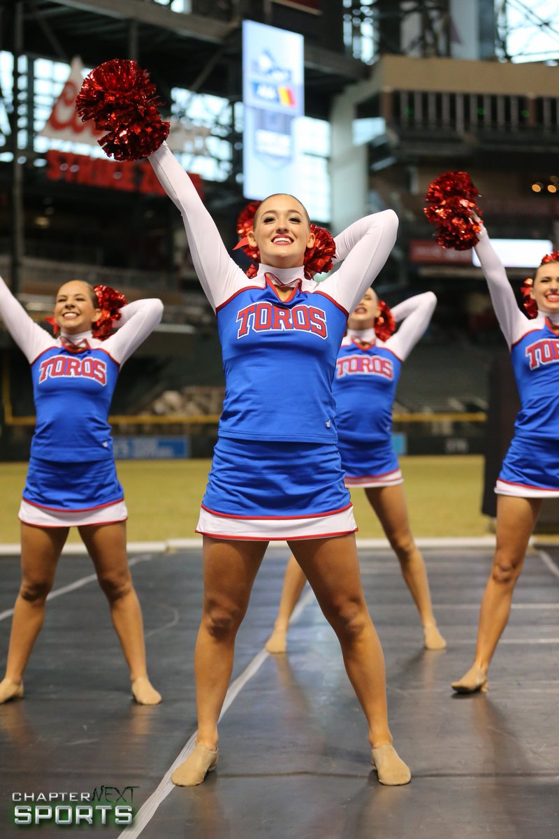 Chapter_NEXT's tweet photo. @MVHSStuco @MVToro_Football @MVTAthletics @MVTBoosters Toros fans were MVPs today at the @ArizonaAIA State Cheer Championship! @AZPreps365 #Spirit #ShowingSomeLove #RepresentMVHS https://t.co/CHd0CsOF50