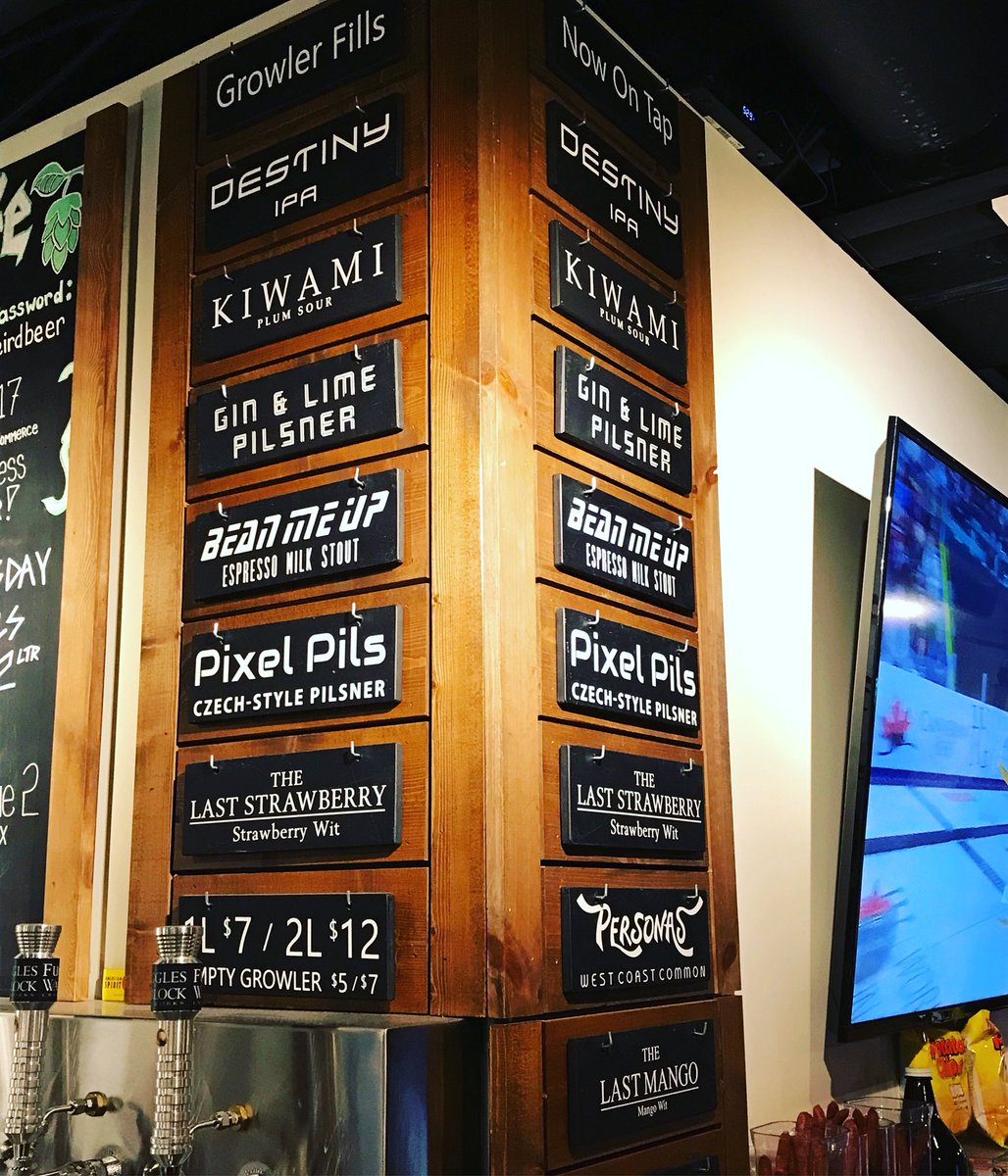 fugglesbeer's tweet photo. Happy Saturday! Check out this draught line-up for the weekend π» #DestinyIPA #kiwamiplumsour #ginandlimepilsner #beanmeup #pixelpilsner #strawberrywit #PersonasWCCommon #mangowit
#fuglife #weirdbutgoodweird #growlerfills #greatbeer #bccraftbeer https://t.co/afxtRXj32y