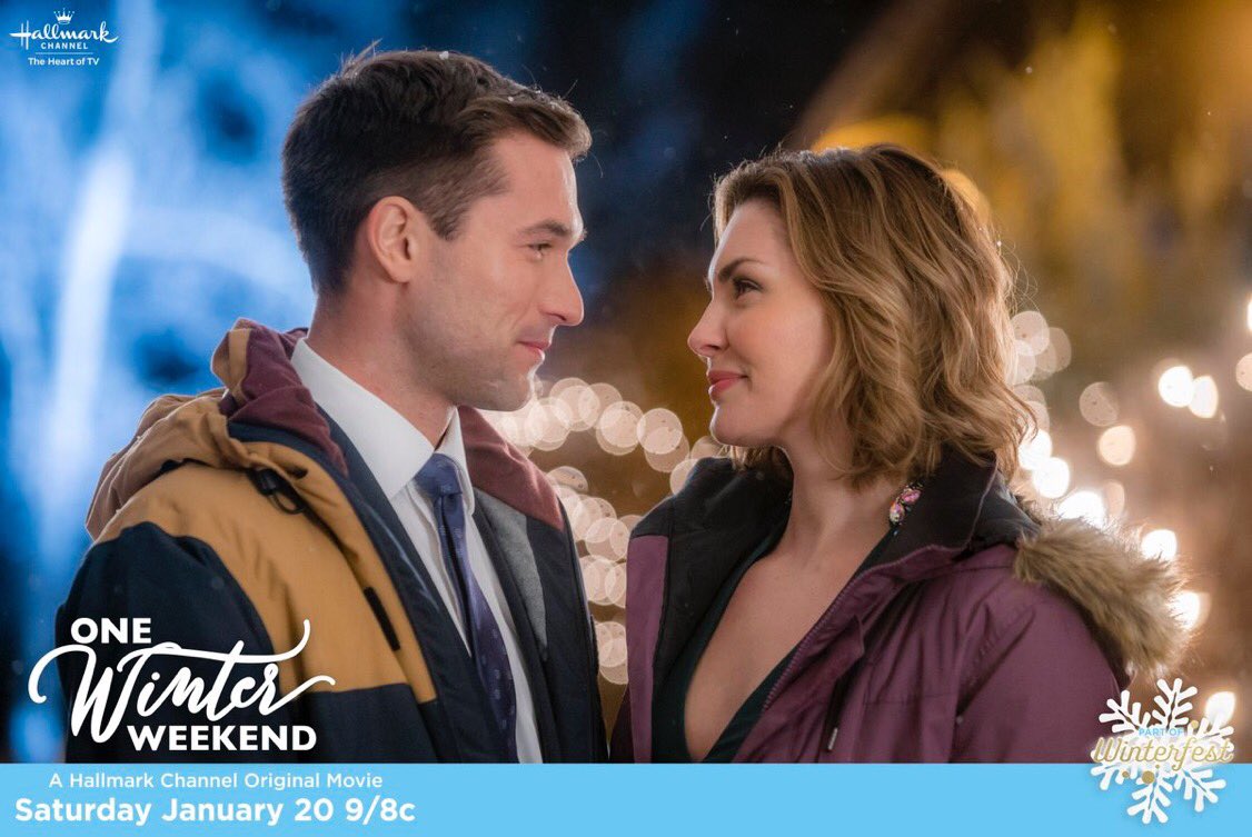 billabbottHC's tweet image. Put another log on the fire and tune in NOW on @hallmarkchannel! #OneWinterWeekend @TaylorCole @jackoturner @RukiyaBernard @DewshaneW