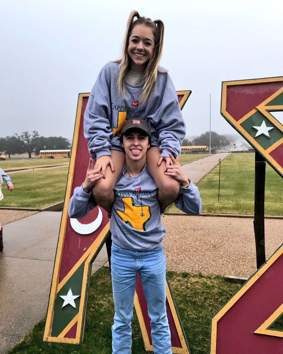 remisails's tweet image. The only day I willingly get up before 6am is boys bid day