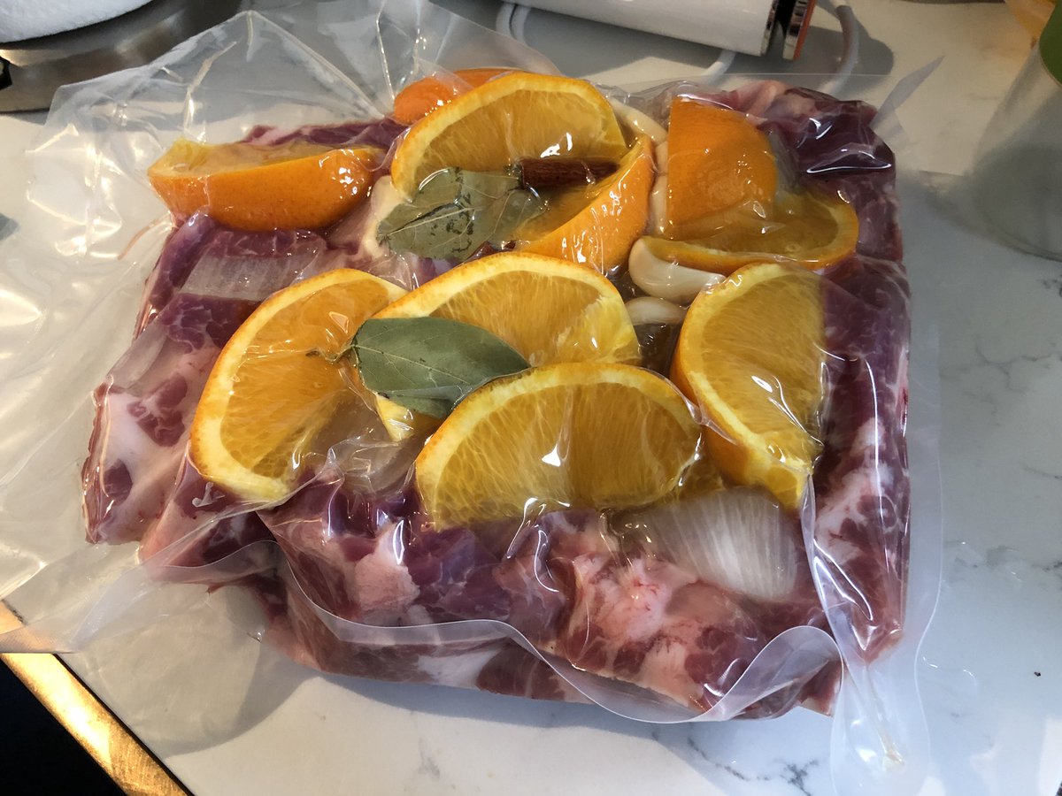 SousVideLife's tweet photo. Getting ready to try @TheFoodLab #sousvide pork carnitas! https://t.co/eH2SGn3hGv