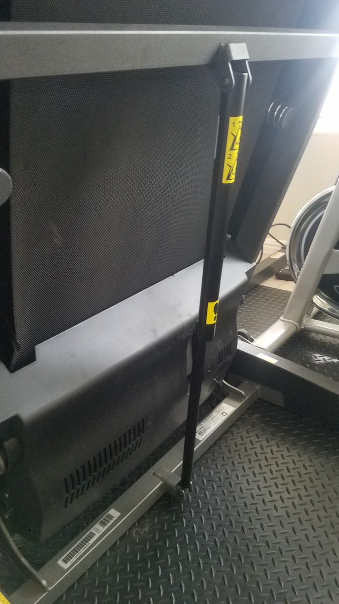 FixnessAz's tweet image. Before &amp;amp; After , damaged storage latch &amp;amp; shroud.

Let fixnessequipment.com repair your fitness equipment!!!