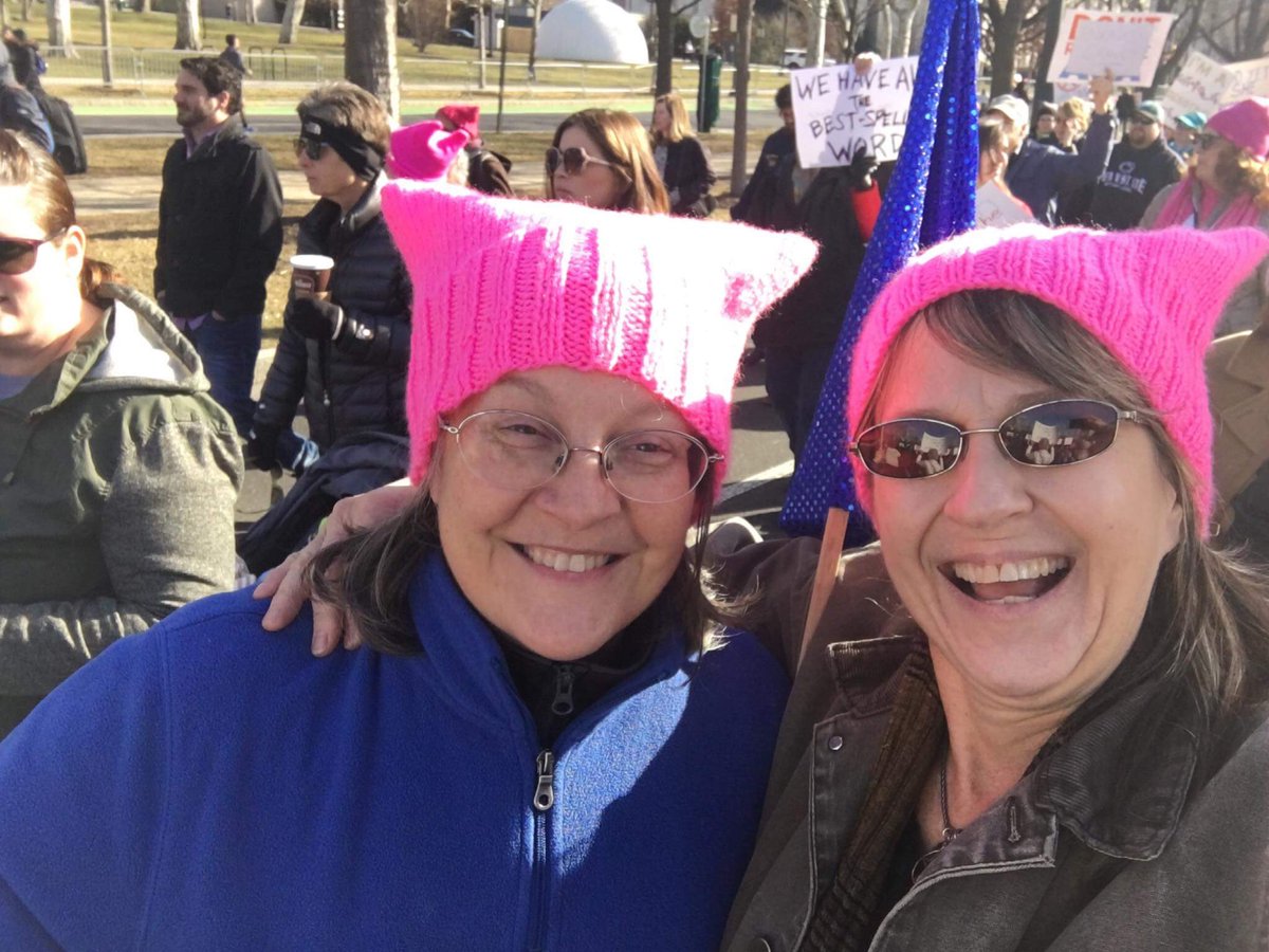 PBax1's tweet photo. #phillyweekly #PhillyWomensMarch https://t.co/Mjvf9cVvym