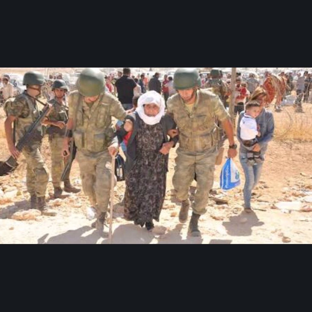 Senin değil ayağına, ayakkabına taş değmesin.