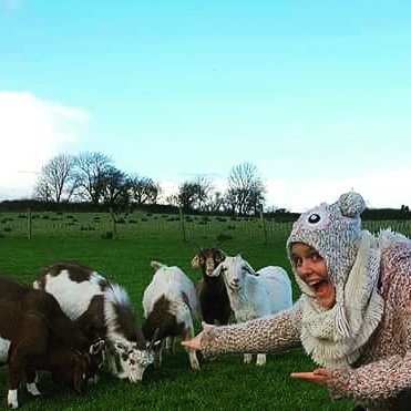 FarmingWoman's tweet photo. This girl? Another new member of the #farmingfamily at #goatireland @PaulGoatireland https://t.co/LxnErBzHQB