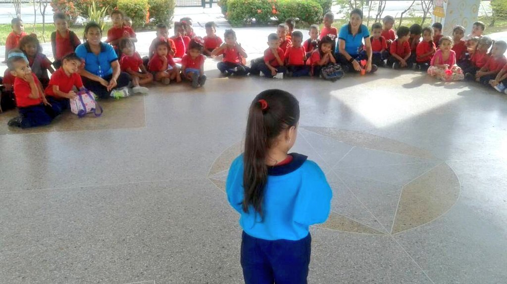 adi_f16's tweet photo. Baile, dramatizaciones, poesia de los niños y niñas para todas las maestras del Preescolar Miguel Ache.G #maestrasdecorazon ❤ @alc_valencia @Diosa1Escalona @Alemarvez10 https://t.co/wI5jFGnQMQ