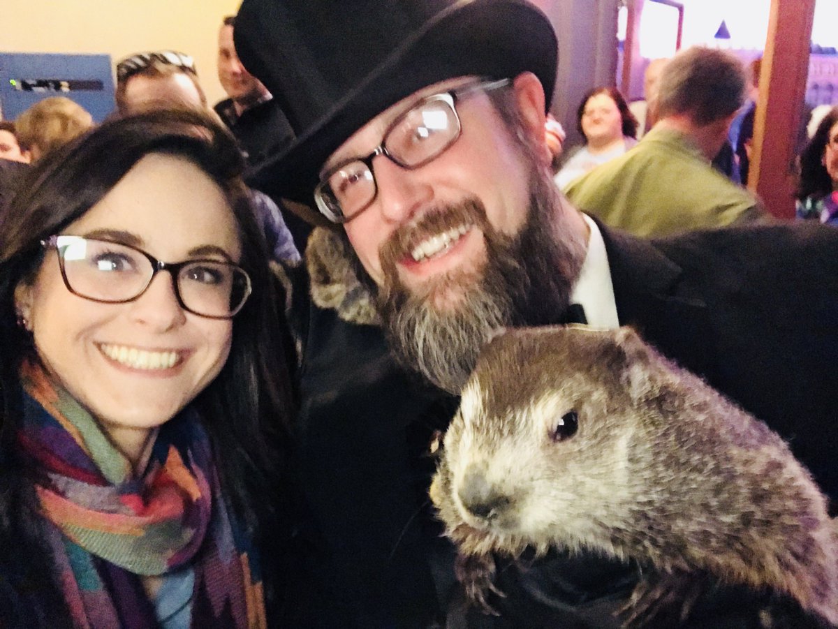 SeeAndBeSeen's tweet photo. Celebrity alert! ⚠️ #PunxsutawneyPhil is taking selfies at @PennBrewery! 📸Come meet the 120-year-old furry legend and have a #Philsner with the @GroundhogClub Inner Circle! 🎩 https://t.co/ViNw9hVeUJ