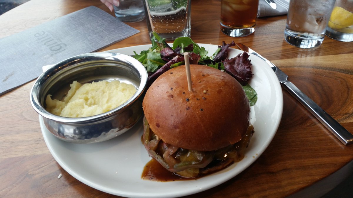 #KCRW2018 Yummy lunch at <a href="/IgniteLenexa/">Ignite Wood Fire Grill</a> Delicious rotisserie chicken with sweet potato mash and the Hatfield Burger with Yukon mash.  Cool funky trendy restaurant.  Check it out!