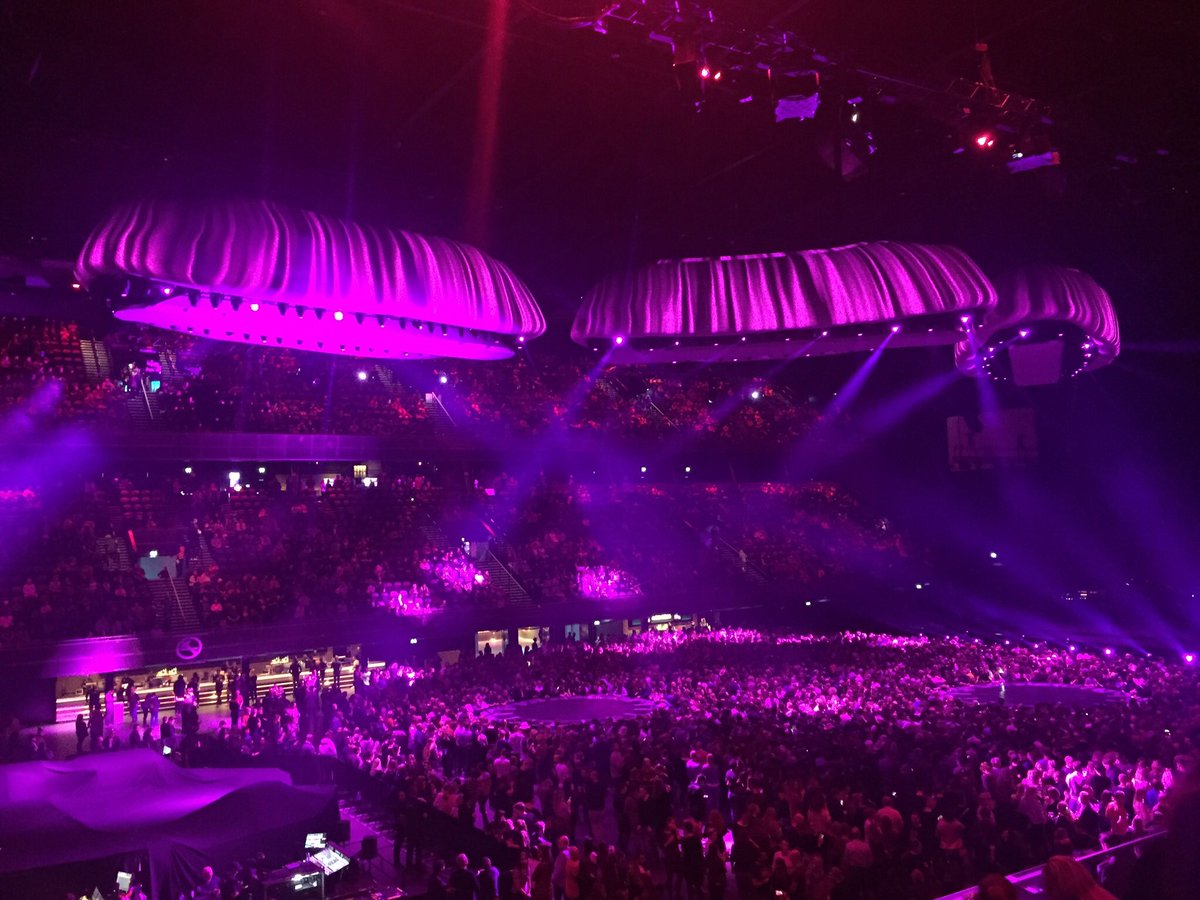 wendy 🌸 tweet media