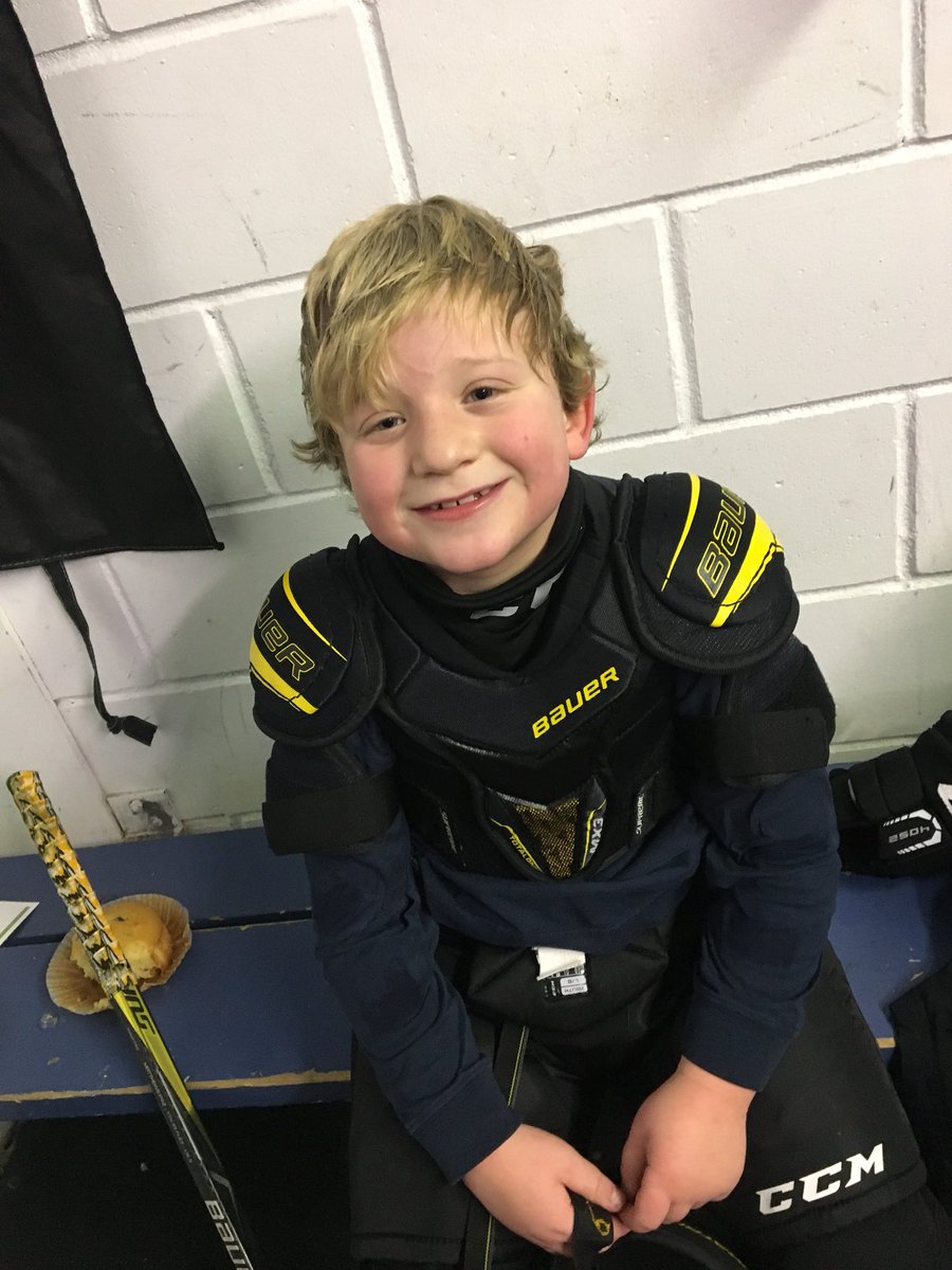 katiewiseman's tweet photo. Trip aka Beefcake got 4 goals in 4-4 tie against Oak Lake #novicehockey #shilonovice #hattrickplusone https://t.co/sS5Lpuunhc