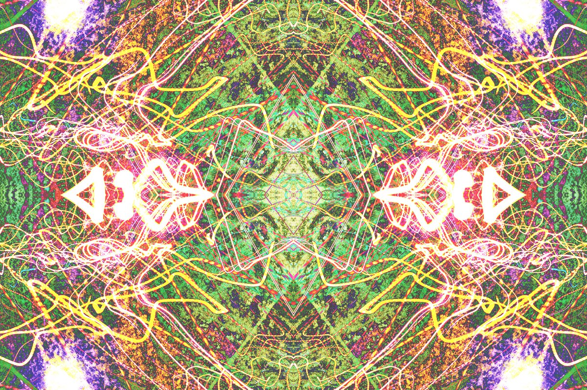 10000unicorns's tweet photo. Find yourself in a forest of light~
Get this "Faerie Fire Tracers" premium all-over-print #tshirt
$10 off $40+ w code CASH10
$20 off $60+ w code CASH20
✨https://t.co/5qoOVDHLmz✨
#forestfam #findmeintheforest #electricforest #electricfam #edmfamily #dj #trippy #plur #techno https://t.co/1ljiRmN7ya