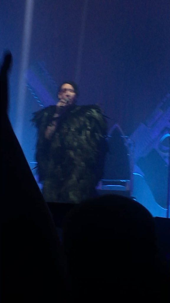 MistakeAndEggs's tweet image. @marilynmanson You KILLED #TheComplexSLC #HeavenUpsideDownTour 🤘🏻🤩🤘🏻