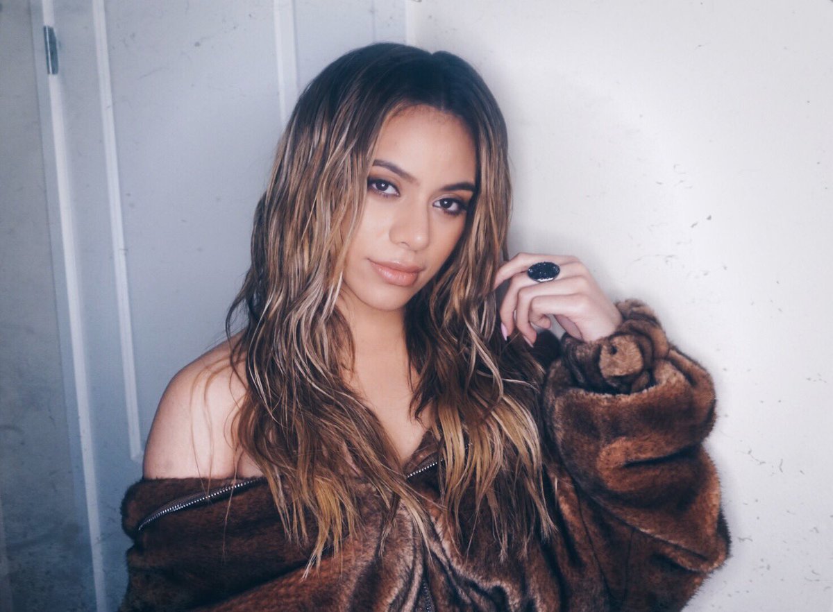 dinahjane's tweet photo. from stranger to strangest https://t.co/h7rCegr5kx
