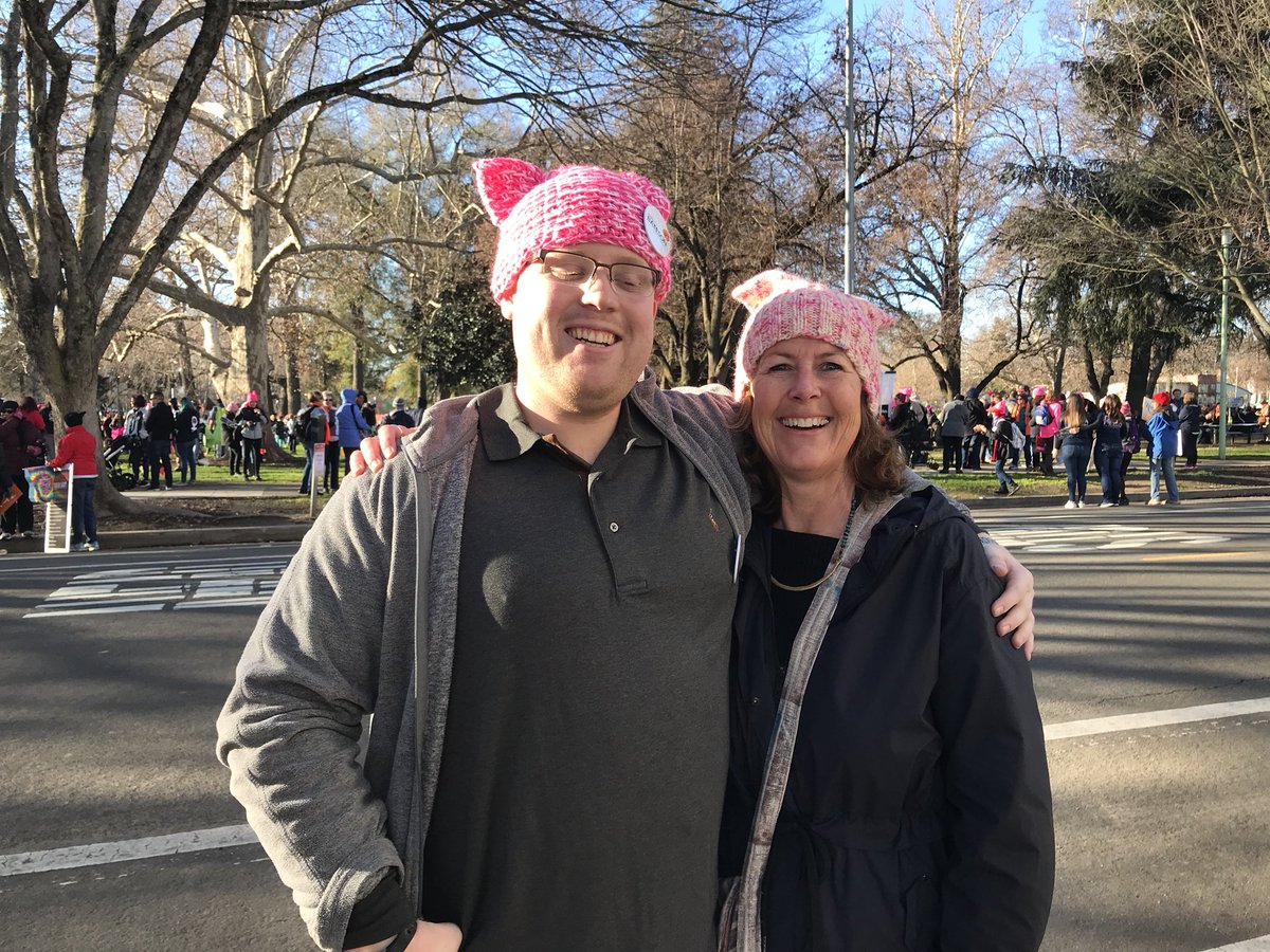 karaaley's tweet photo. Awesome day at #WomensMarchSac and #MarchingwithBateson ππ½ππ½ππ½ https://t.co/uZu6c9cxOB
