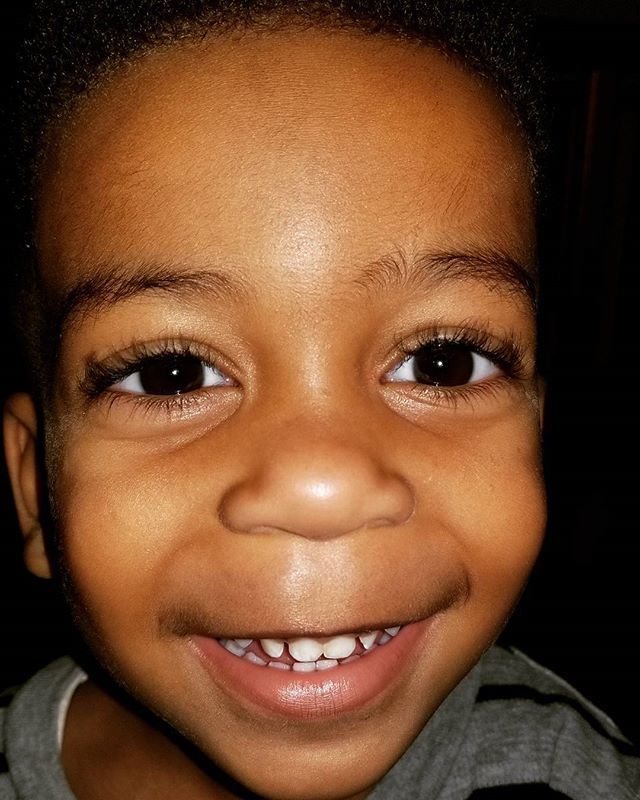 TJLuke09's tweet photo. I caught 👨🏾🔧 smiling...thought I'd share it with the 🌍!!!
#MLuke3 #My2nd #lovemyboy
#middleofmyheart #middlechild #blackboyjoy https://t.co/HQzJs9fuJL https://t.co/I0NhWKAzwr