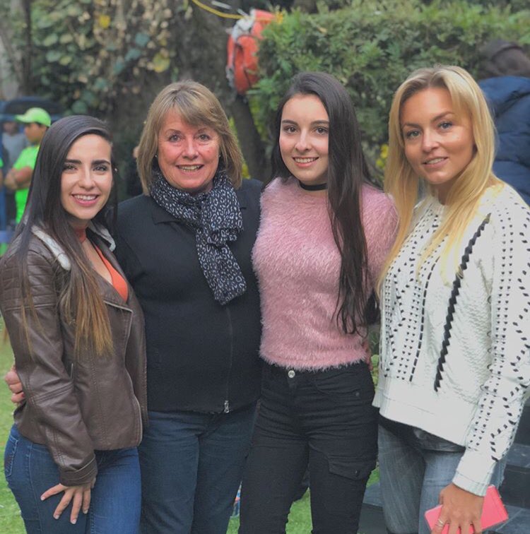 rullinaticas's tweet photo. #Repost #karyme_hcof 
❤️gracias por este día con @Anboy88 y Sílvia la mami @sebastianrulli https://t.co/1tVFQbpnWk