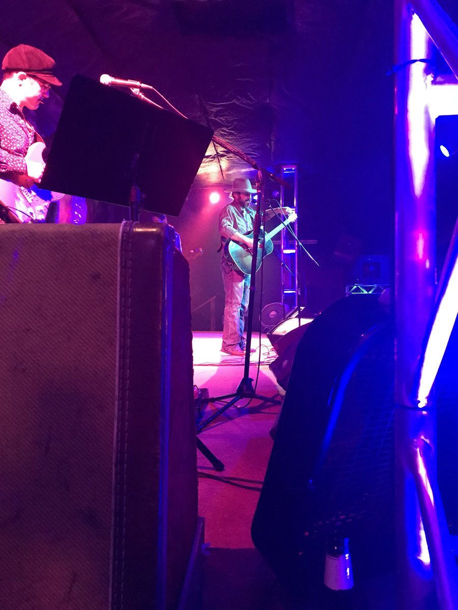 Jwaldonband's tweet photo. Hanging out with Brandon Rhyder. It was a great show! What a great guy and great musician. https://t.co/2U1fFjUuhJ