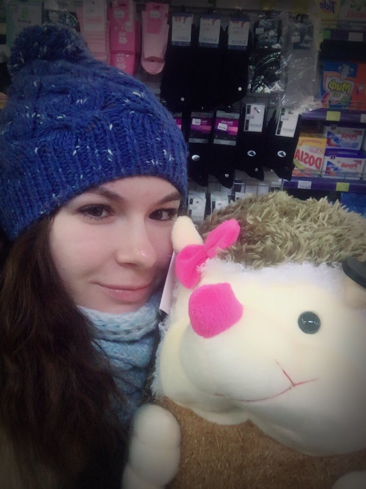 frumchik's tweet photo. Пошла в гастроном за большим ежом, а его купили😭 https://t.co/gaK3VzJZa4
