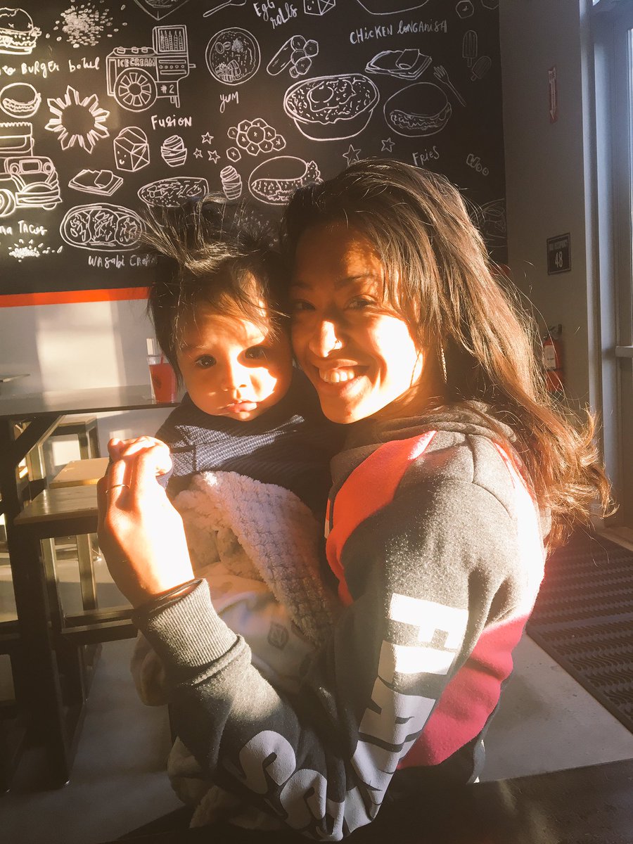 nanaafilm's tweet photo. Visiting tia at work , Been exactly a month since I saw this cutie patootie missed him😭❤️ #babynoah #papash #love #thoseeyes😍😍 https://t.co/xQOefRKzJT