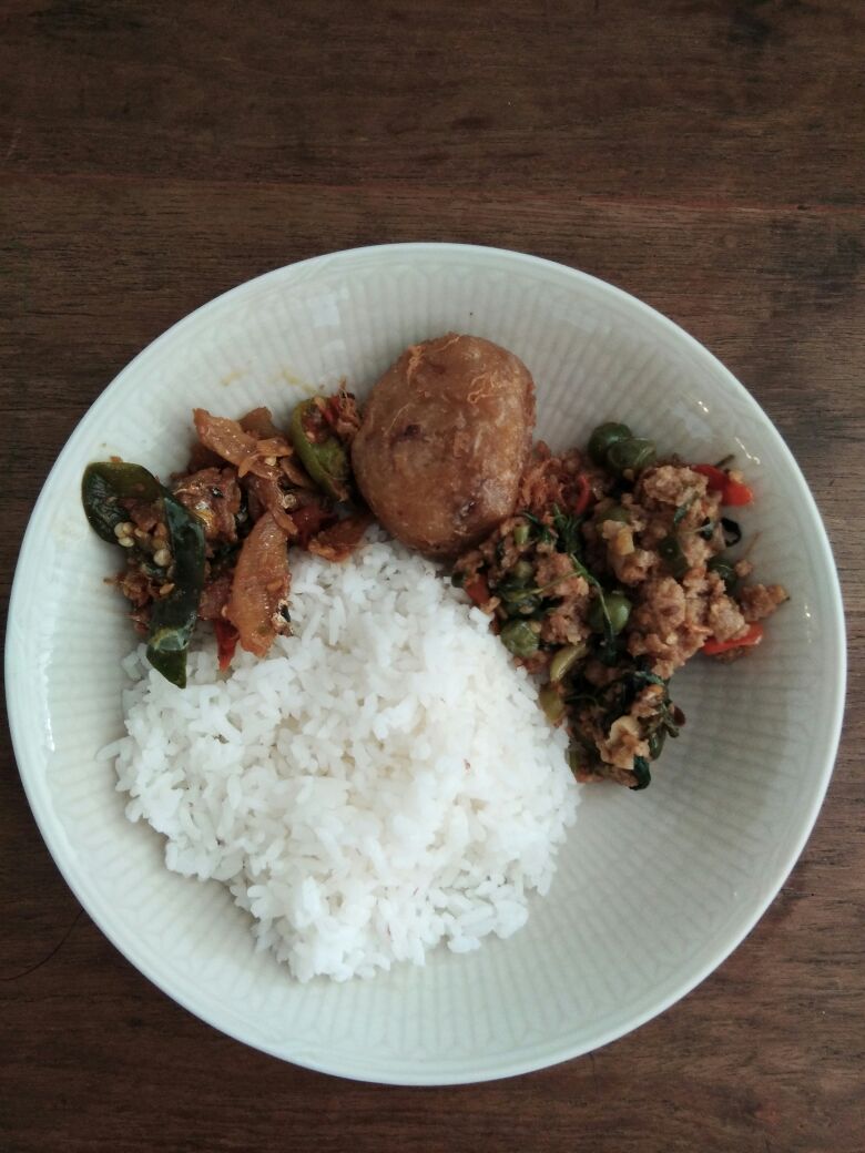 Restu putri mamat tweet media