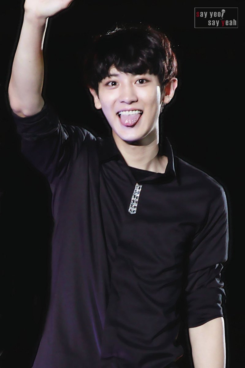 hello!!! this is a chanyeol pics acct, please rt this to promote us 💙