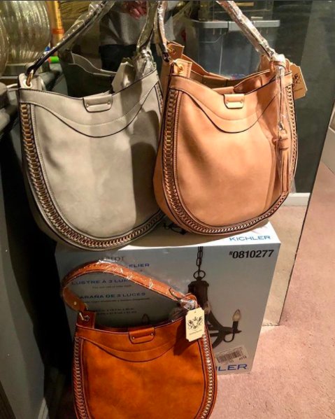 Our new Sold Out Show bags are cute! cute! cute! ❤️ #newarrivals #piperandhollow #bags 

SHOP NOW-> piperandhollow.com/collections/ba…