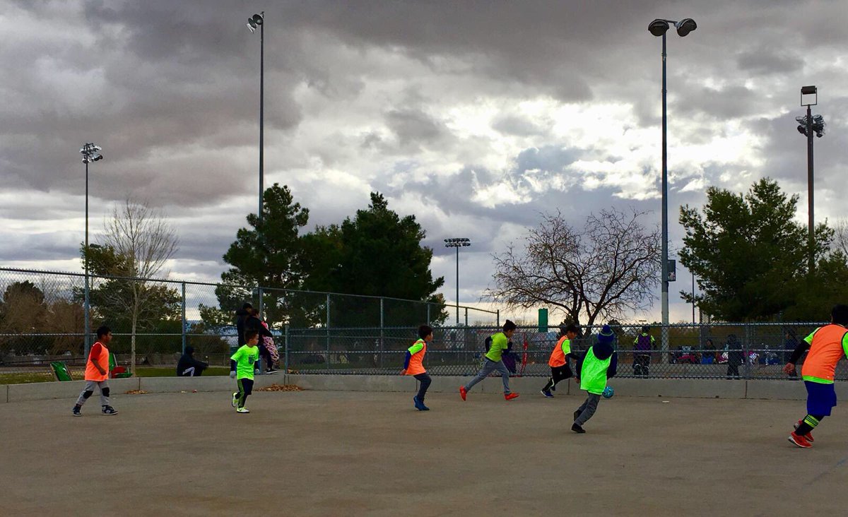 KingsOfLV's tweet photo. The weather was gray but the fรบtbol was oh so colorful today...
#LetsGoDen https://t.co/p202LqE0Ja