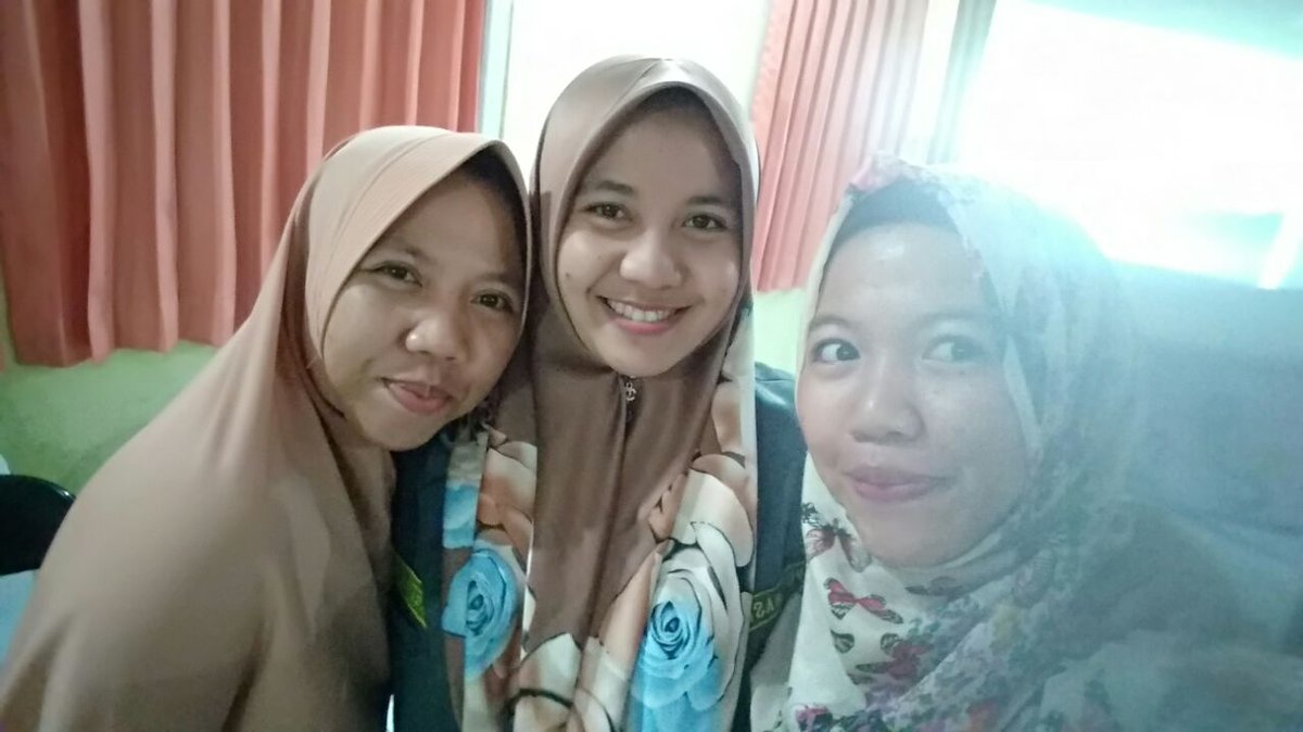 pw_ippnu's tweet photo. Alhamdulillah Pe Ipp Bengkulu jd Peserta Terbaik Latpelnas Zona Sumatera, selamat atas predikat ternaknya rekanita ku, tetap semangat dan berjuang serta berkarya untuk Ippnu tercinta.
#LatpelnasZonaSumatera #pwippnubengkulu #rekanitaluarbiasa
@ppippnu @citramayasari23 @putihasni https://t.co/b3jSlgdc98
