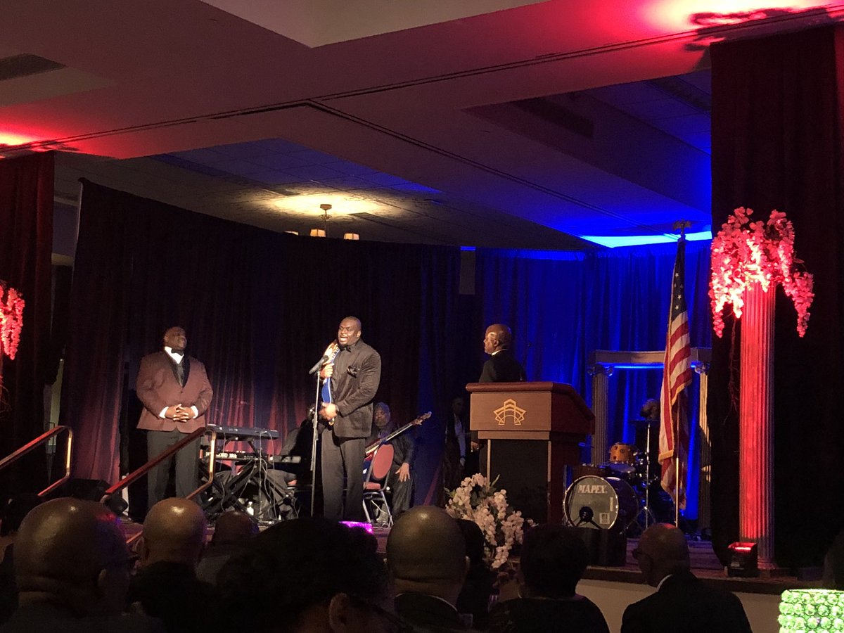 ROCBMAAwards's tweet photo. And now for the moment we’ve all been waiting for...Congratulations to the #ROCBMA Man of Year, Dr. Leonard Brock! #BlackExcellence #roc https://t.co/Qs2ZrNvXSm