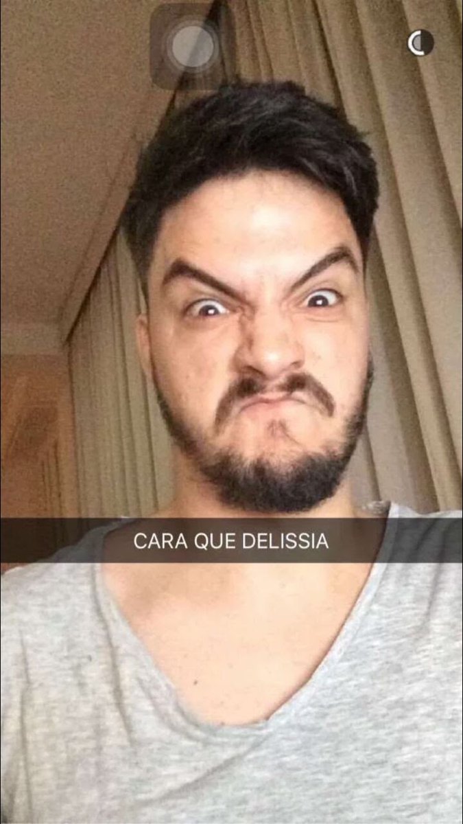 NewsFelipeNeto's tweet photo. PARABÉNSSSS PRO IDOSO, O IDOOSO FAZ ANOS! E CADA AAANO QUE PASSA ELE FICA MAIS BOBO!!! ❣ @Felipeneto
#FNFaz30 https://t.co/F93JSc25GH
