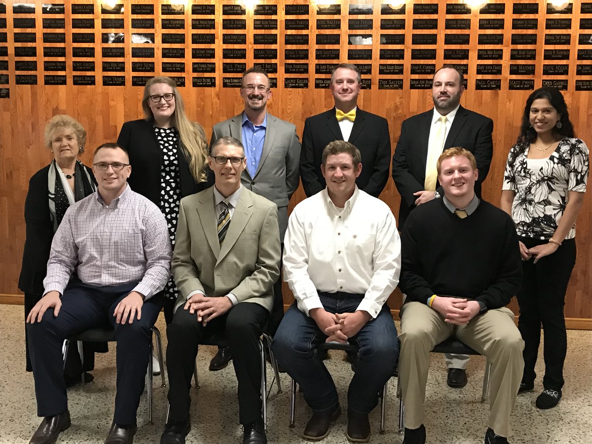 TaniaHolbrook1's tweet photo. JC Hall of Fame Induction night 01/20/18...congratulations Kevin  @rustyhoundy and other inductees!  JC can certainly be proud of your achievements! https://t.co/Ujkc74ne74