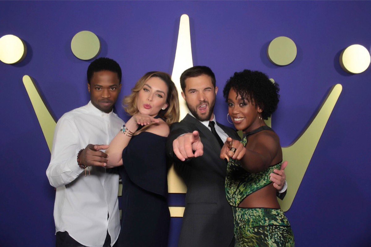 RukiyaBernard's tweet image. Thanks so much for watching #OneWinterWeekend Here’s a pic from last weeks #TCA18 w @TaylorCole @jackoturner @DewshaneW @billabbottHC and urs truly!! Xoxo #Hallmarkies @hallmarkchannel #Hearties ❤️